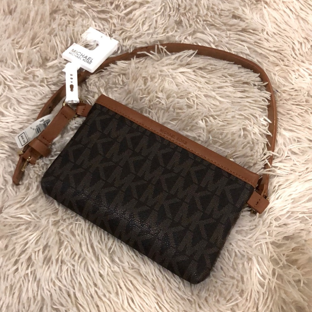 NWT Micheal Kors belt purse.